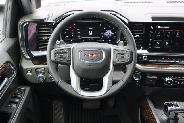 new 2025 GMC Sierra 1500 car, priced at $52,370