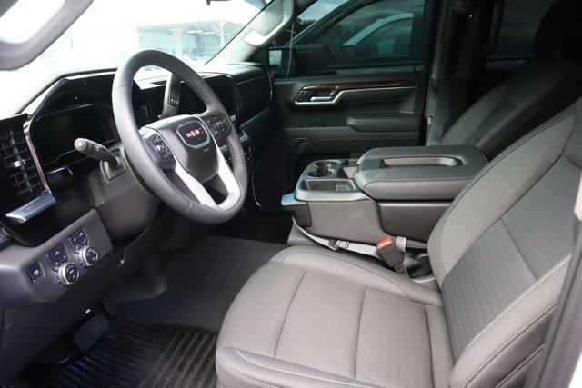 new 2025 GMC Sierra 1500 car, priced at $52,260