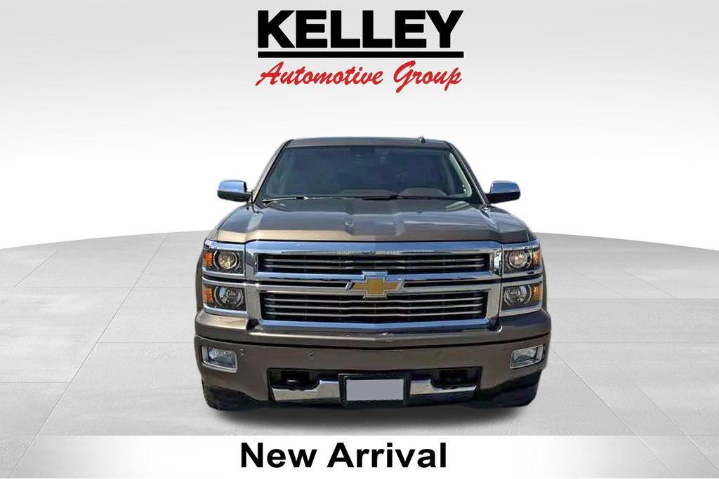 used 2015 Chevrolet Silverado 1500 car, priced at $25,000