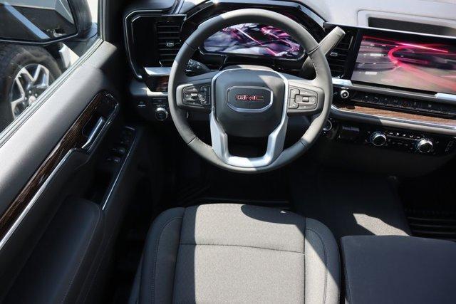 new 2025 GMC Sierra 1500 car, priced at $53,717