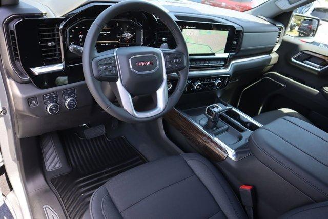 new 2025 GMC Sierra 1500 car, priced at $54,000