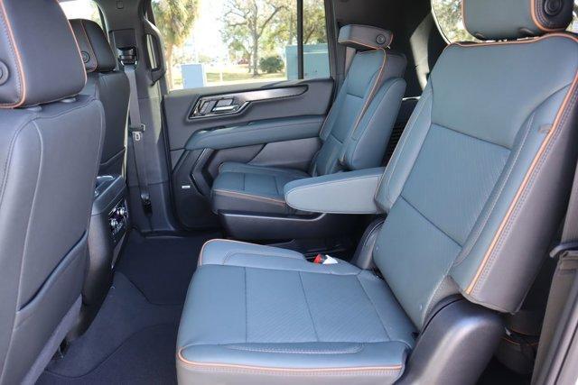 new 2025 GMC Yukon XL car, priced at $86,080