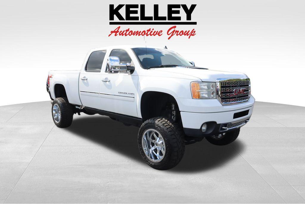 used 2014 GMC Sierra 2500 car, priced at $39,000