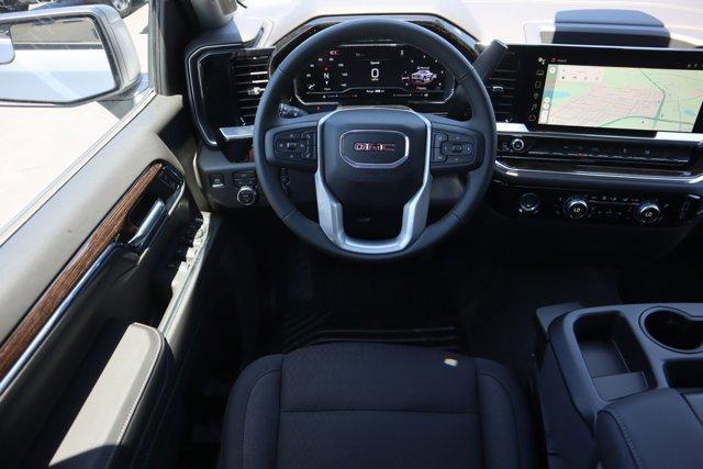 new 2024 GMC Sierra 1500 car, priced at $52,874