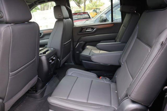 new 2025 GMC Yukon XL car, priced at $88,000