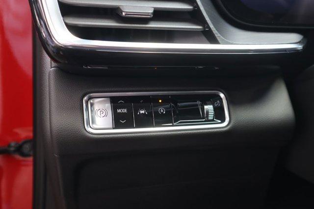 used 2025 Buick Envision car, priced at $38,000