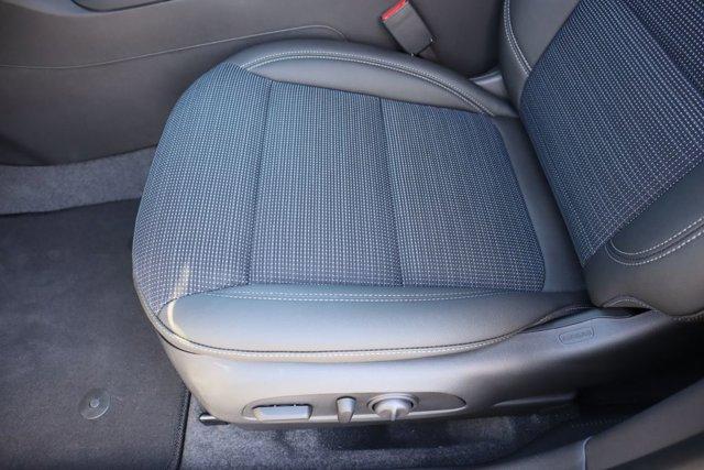 new 2025 Buick Envista car, priced at $25,750