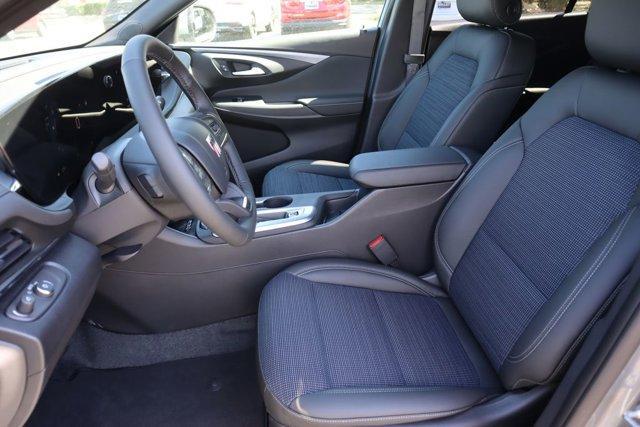 new 2025 Buick Envista car, priced at $25,750