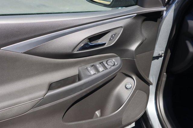 new 2025 Buick Envista car, priced at $25,750