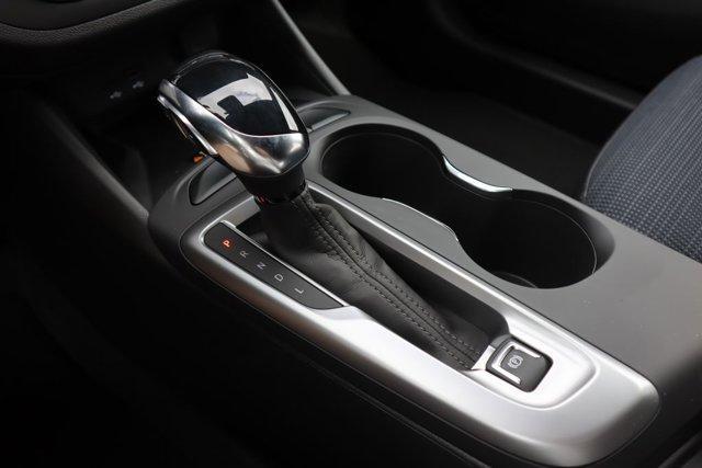 new 2025 Buick Envista car, priced at $25,750