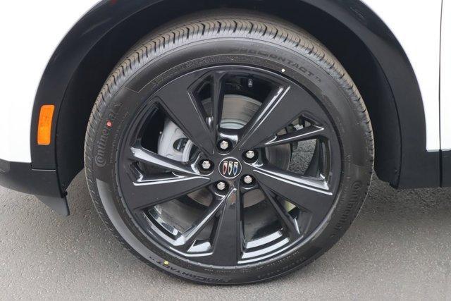 new 2025 Buick Envision car, priced at $40,500