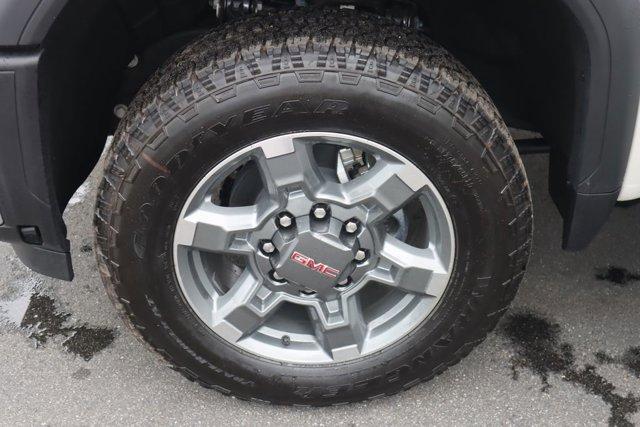 new 2025 GMC Sierra 2500 car, priced at $76,000