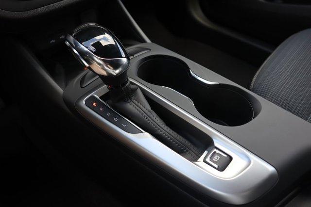 new 2025 Buick Envista car, priced at $25,100