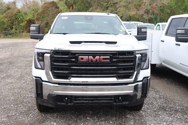 new 2024 GMC Sierra 2500 car, priced at $49,000