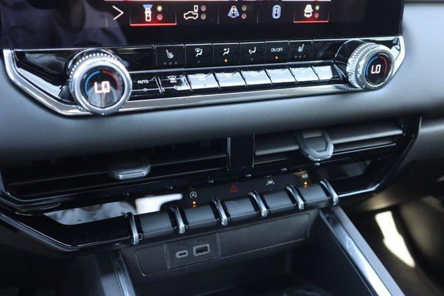 new 2025 GMC Canyon car, priced at $40,500