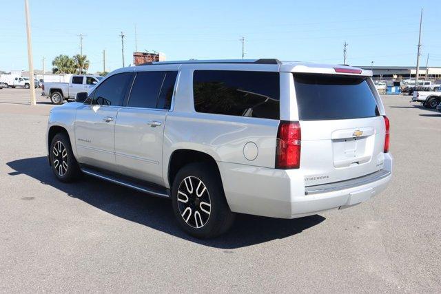 used 2020 Chevrolet Suburban car, priced at $35,962