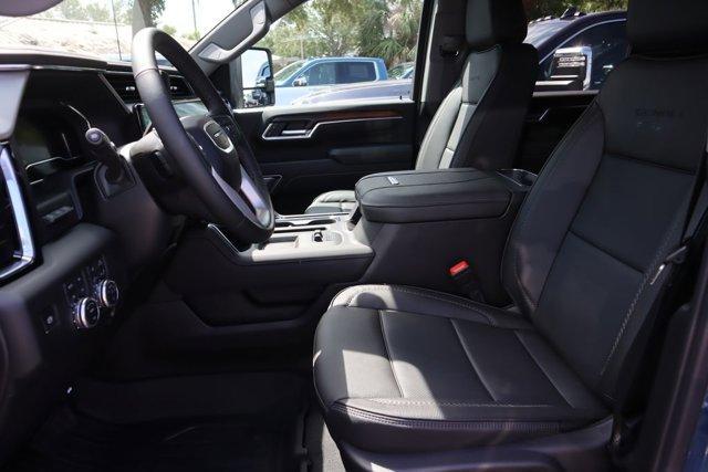 new 2025 GMC Sierra 2500 car, priced at $80,500