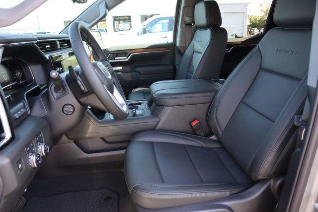 new 2025 GMC Sierra 1500 car, priced at $70,999