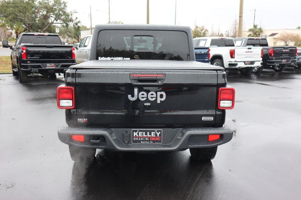 used 2022 Jeep Gladiator car, priced at $33,500