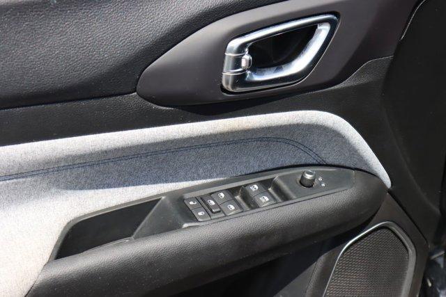 used 2022 Jeep Compass car, priced at $16,000