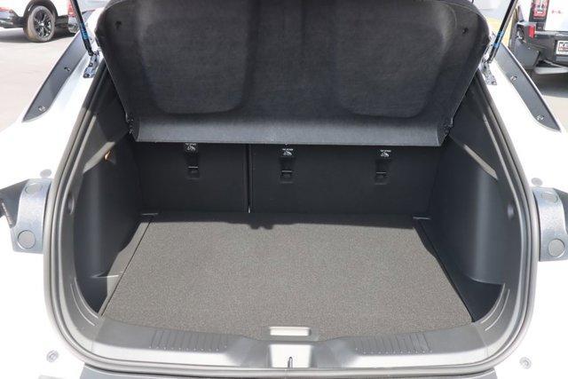 new 2025 Buick Envista car, priced at $26,000