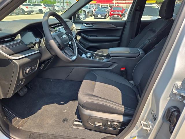new 2025 Jeep Grand Cherokee car, priced at $36,977