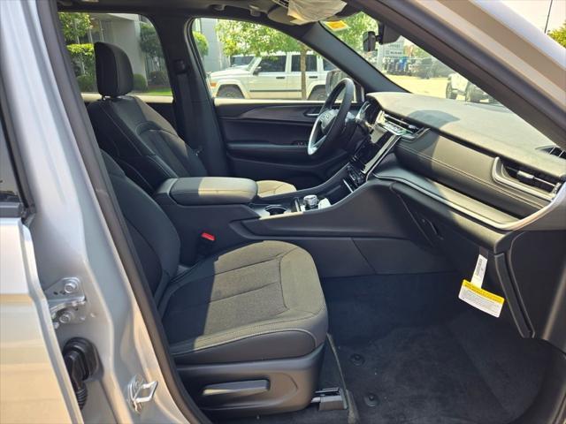 new 2025 Jeep Grand Cherokee car, priced at $36,977