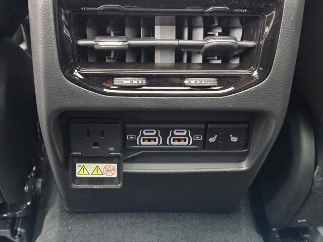 new 2025 Jeep Grand Cherokee car, priced at $52,330