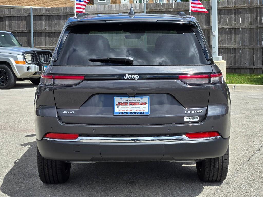 new 2025 Jeep Grand Cherokee car, priced at $47,224