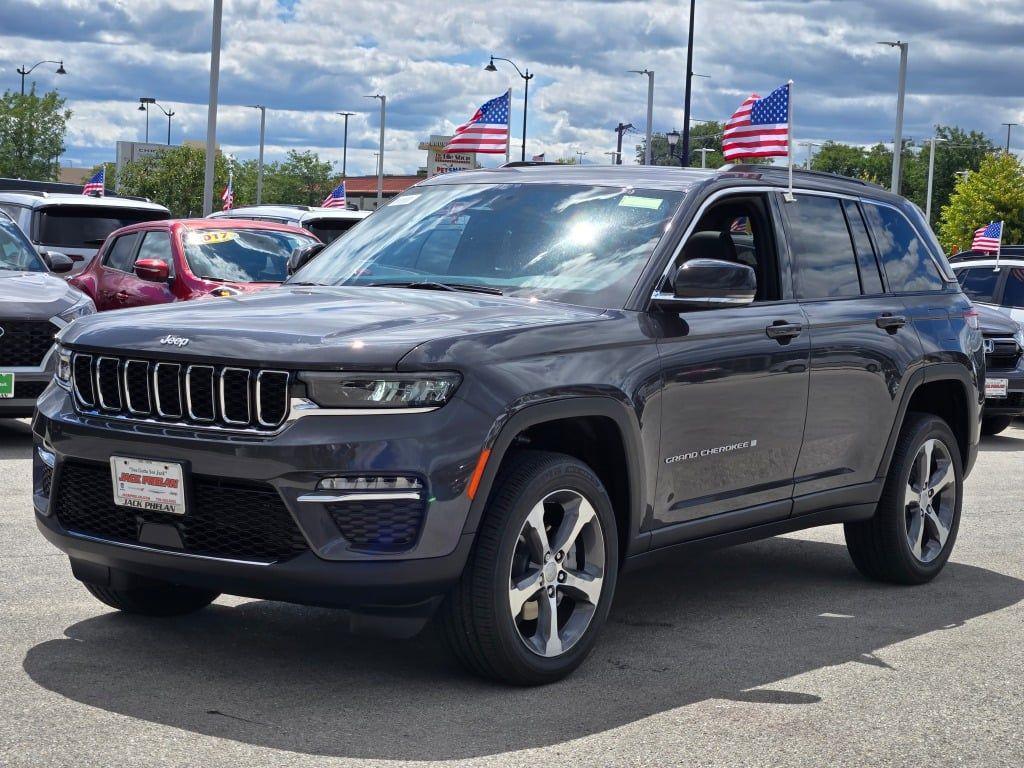 new 2025 Jeep Grand Cherokee car, priced at $47,224