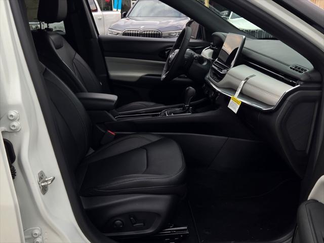 new 2024 Jeep Compass car, priced at $39,015