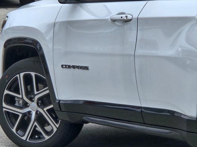 new 2024 Jeep Compass car, priced at $39,015