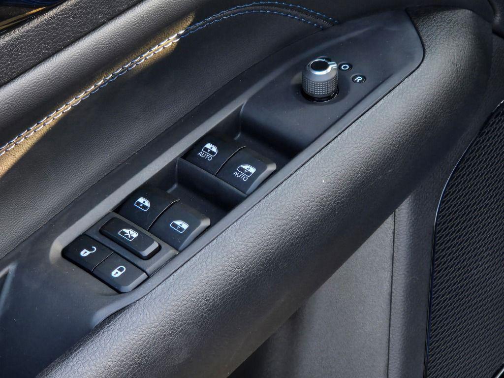 new 2025 Jeep Compass car, priced at $27,700