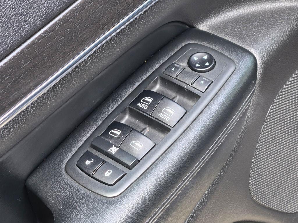 used 2018 Jeep Grand Cherokee car, priced at $19,834