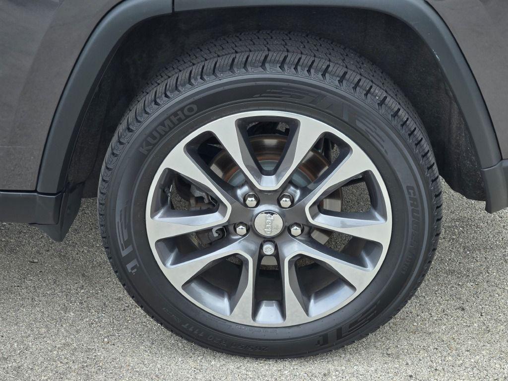 used 2018 Jeep Grand Cherokee car, priced at $19,834