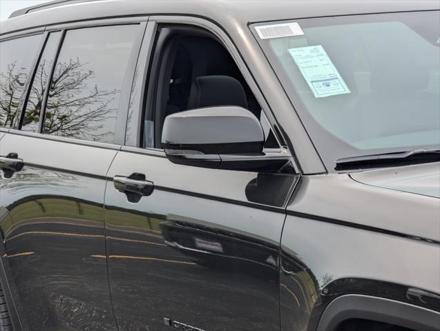 new 2024 Jeep Grand Cherokee L car, priced at $45,257