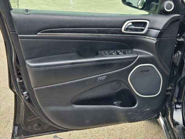 used 2020 Jeep Grand Cherokee car, priced at $24,595