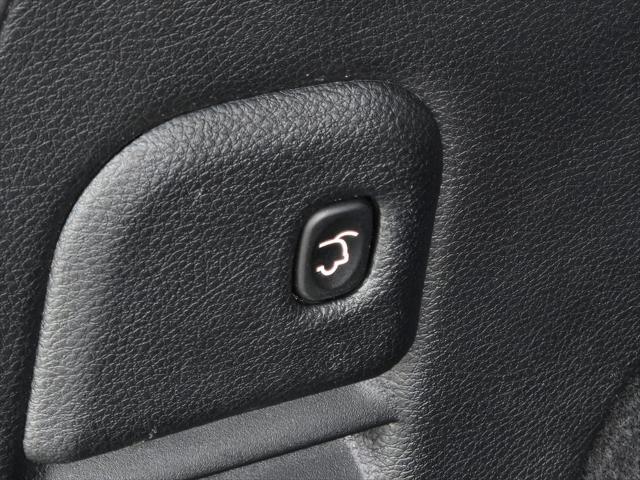 used 2020 Jeep Grand Cherokee car, priced at $27,926