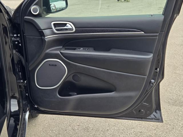 used 2020 Jeep Grand Cherokee car, priced at $24,595