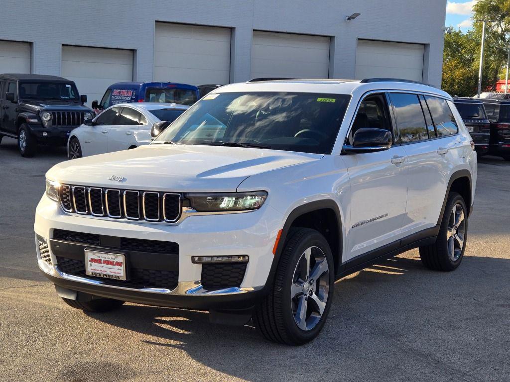 new 2025 Jeep Grand Cherokee L car, priced at $46,113
