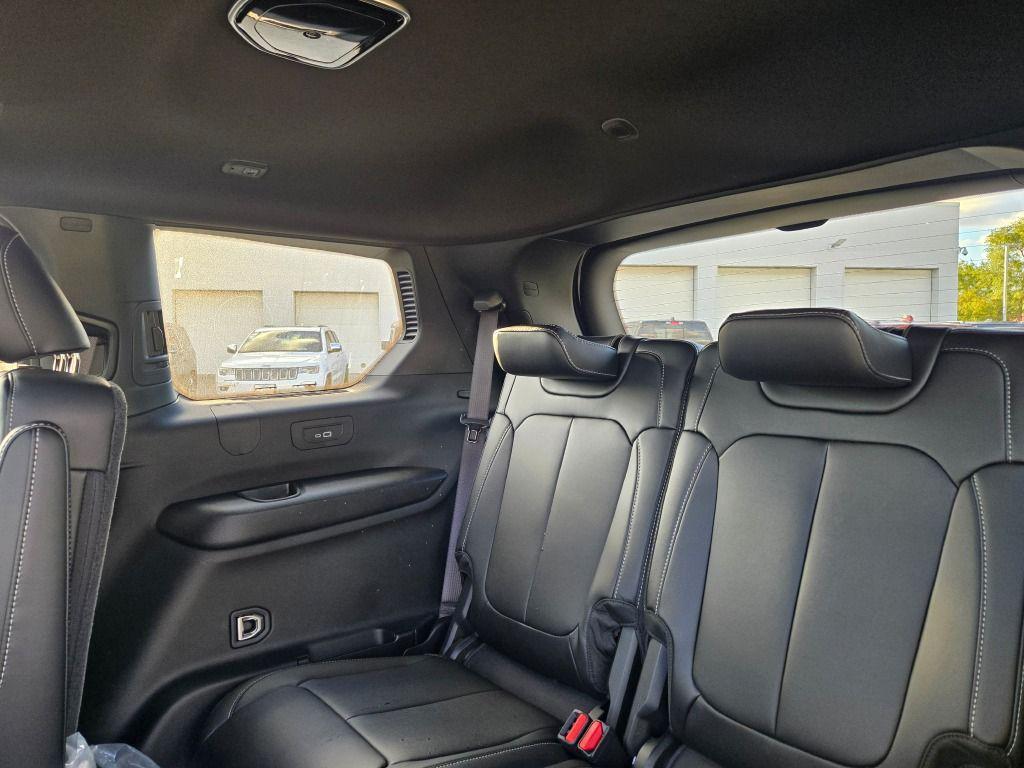 new 2025 Jeep Grand Cherokee L car, priced at $46,113