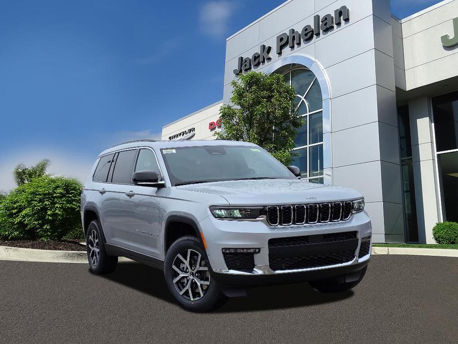 new 2024 Jeep Grand Cherokee L car, priced at $46,840