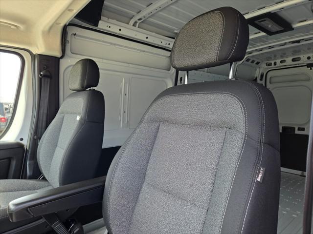 new 2024 Ram ProMaster 2500 car, priced at $45,869