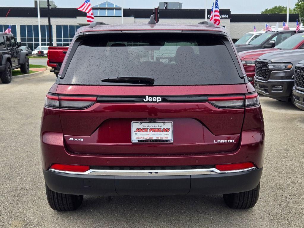 new 2025 Jeep Grand Cherokee car, priced at $38,298