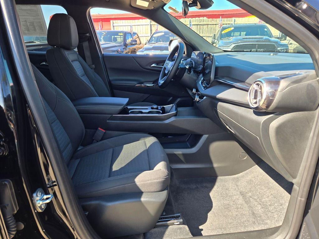 used 2026 Chevrolet Equinox car, priced at $31,571