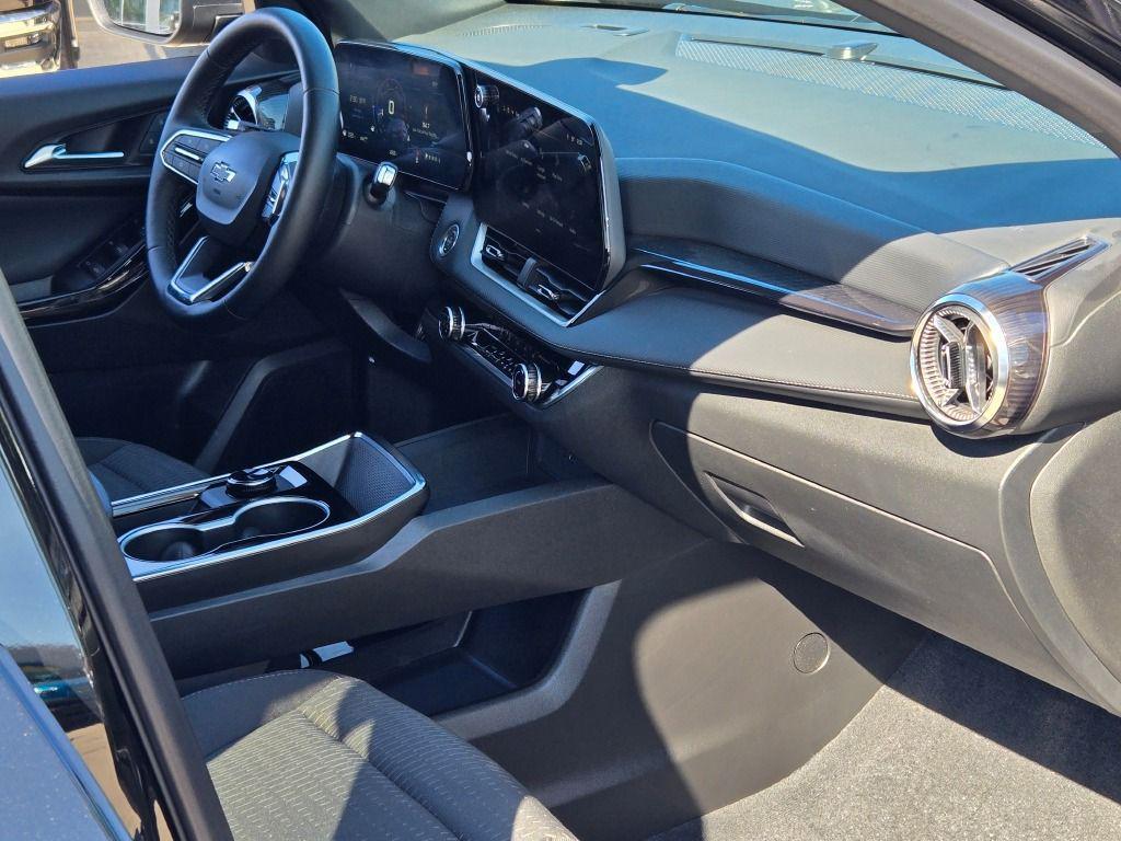 used 2026 Chevrolet Equinox car, priced at $31,571