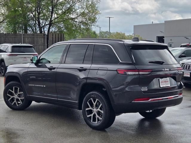 new 2025 Jeep Grand Cherokee car, priced at $45,921