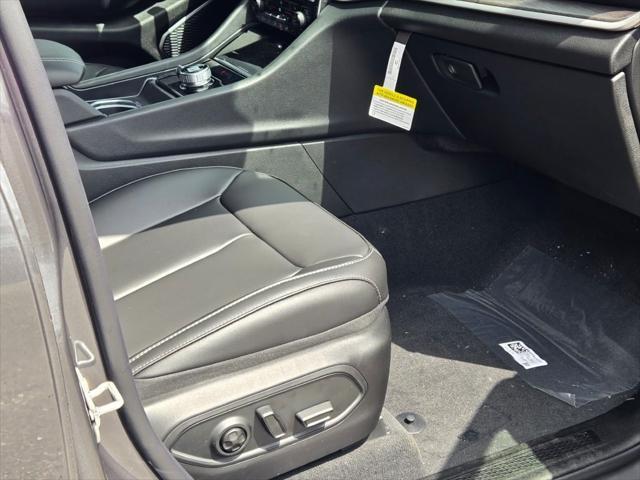 new 2025 Jeep Grand Cherokee car, priced at $45,921
