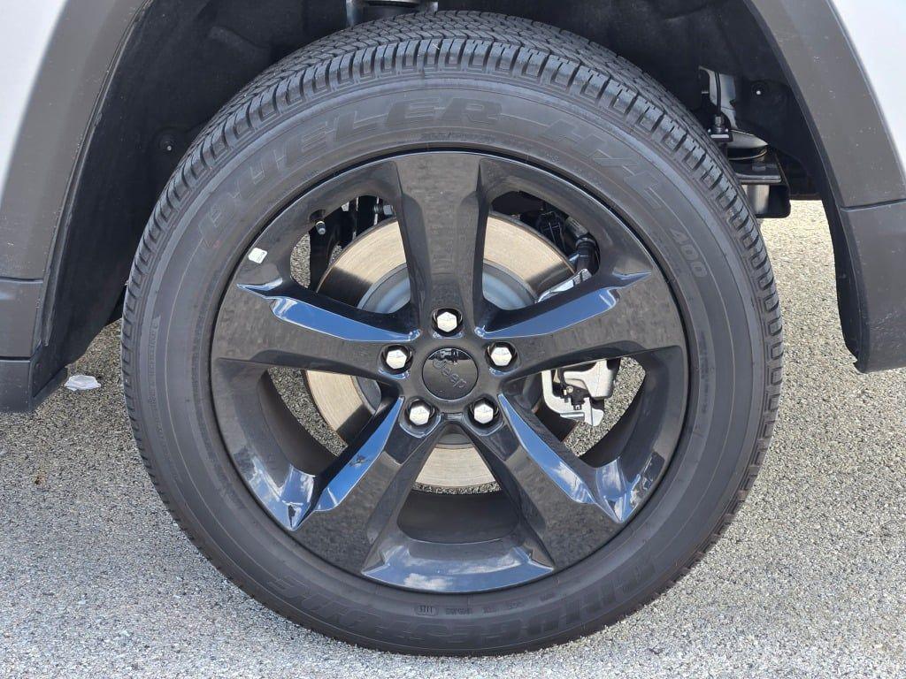 new 2025 Jeep Grand Cherokee L car, priced at $41,031
