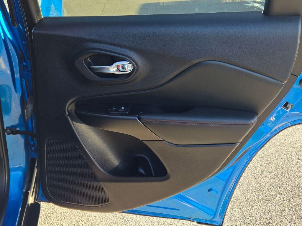 used 2022 Jeep Cherokee car, priced at $26,765